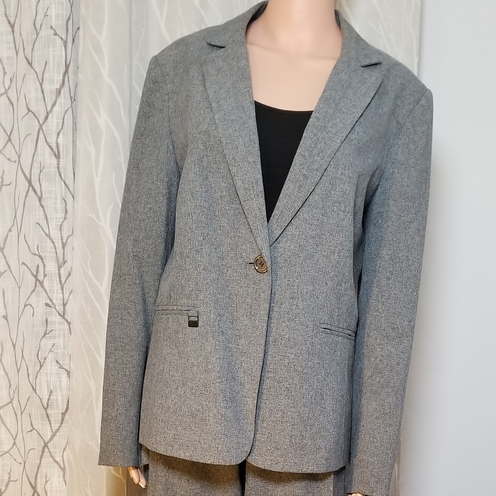 Used gray pant and blazer suit set